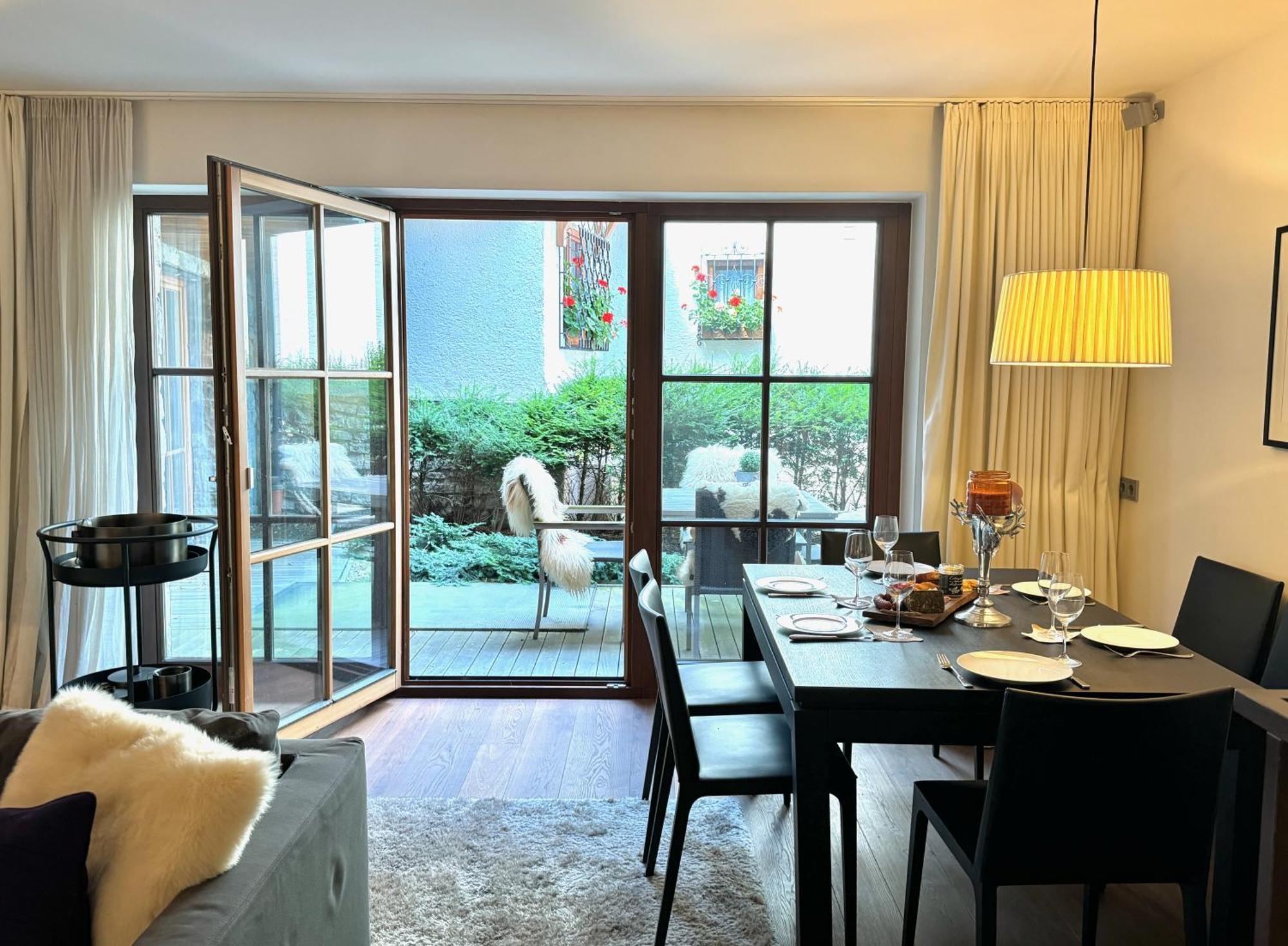 Kitz Deluxe Suite 1 & 2 Im Zentrum Mit Eigenem Spa & Parken By Belle-Stay คิทซ์บือห์ ภายนอก รูปภาพ