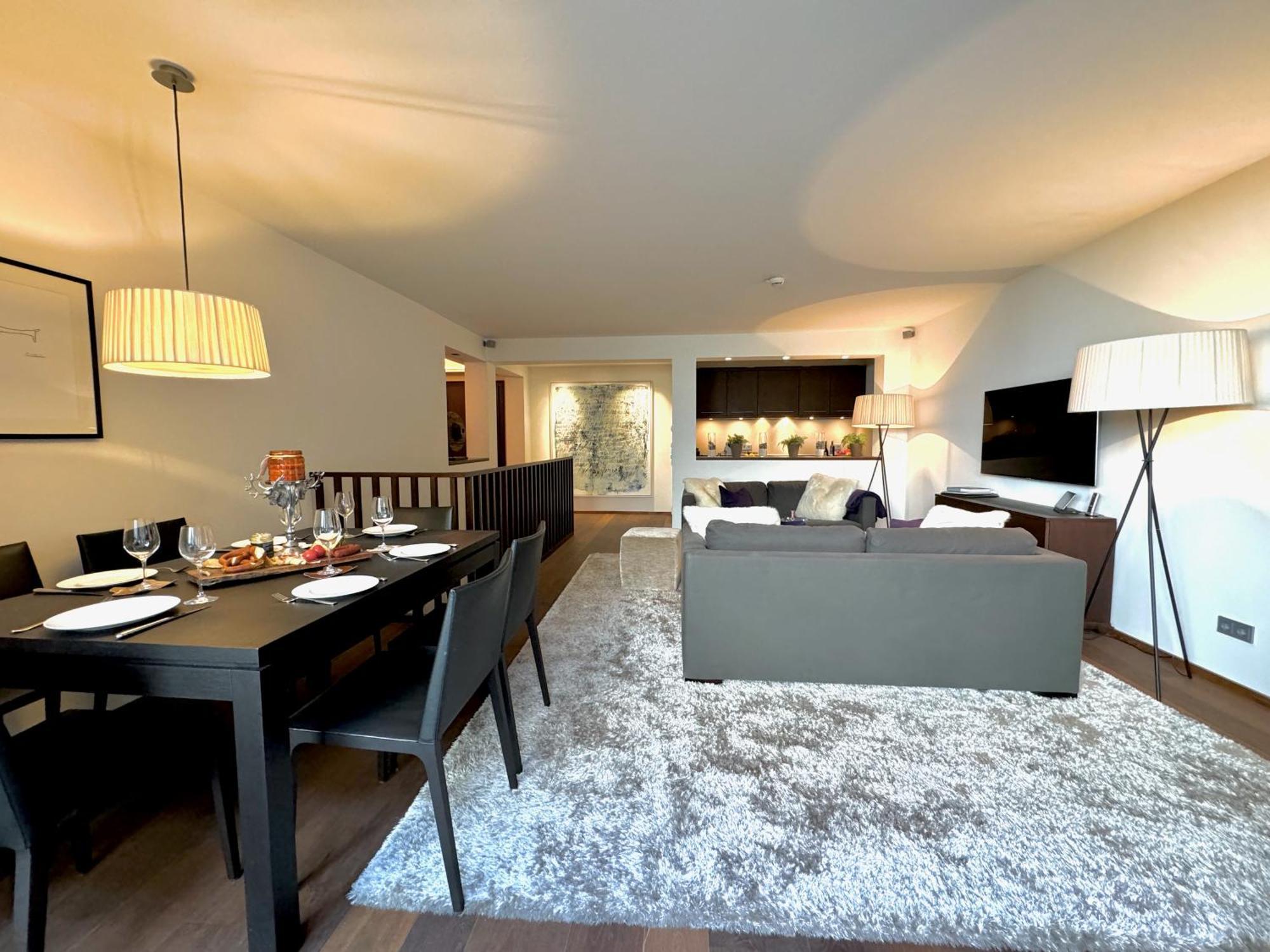 Kitz Deluxe Suite 1 & 2 Im Zentrum Mit Eigenem Spa & Parken By Belle-Stay คิทซ์บือห์ ภายนอก รูปภาพ