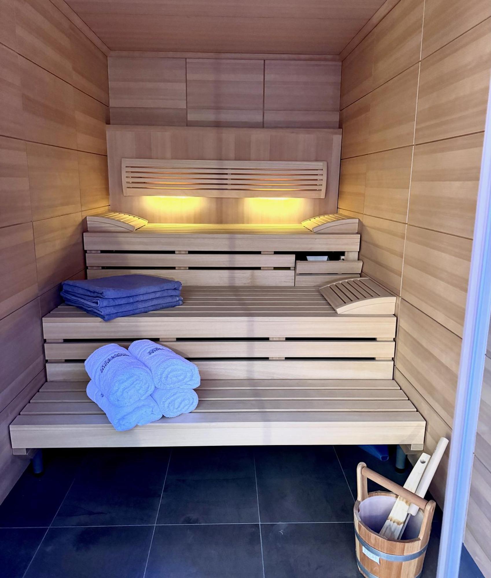 Kitz Deluxe Suite 1 & 2 Im Zentrum Mit Eigenem Spa & Parken By Belle-Stay คิทซ์บือห์ ภายนอก รูปภาพ